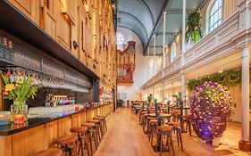 Bunk Hotel Utrecht 3*